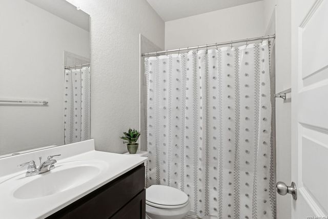 1634 Cheshire Park, Bulverde, TX 78163