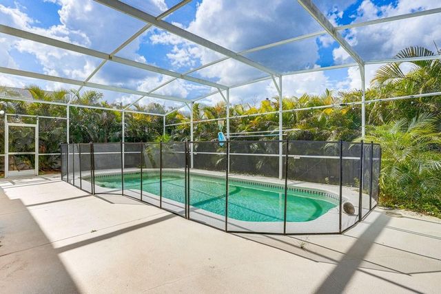 418 RIGGS CIRCLE, Davenport, FL 33897