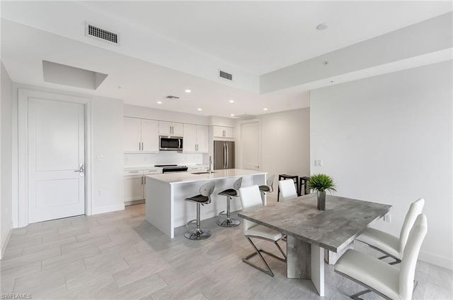 1111 Central 417S, Naples, FL 34102