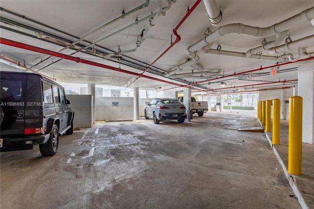 7914 Harbor Island Dr 205, North Bay Village, FL 33141