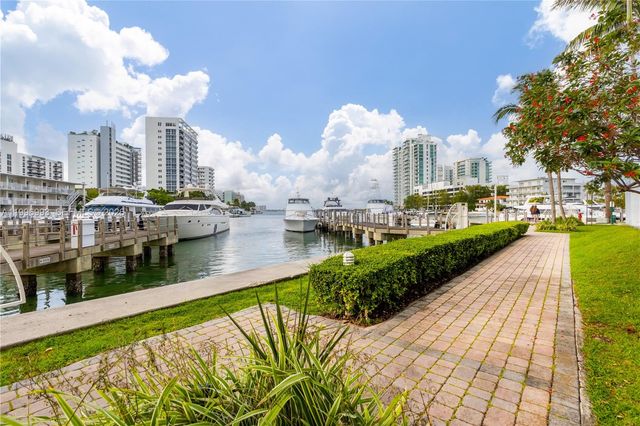 7914 Harbor Island Dr 205, North Bay Village, FL 33141