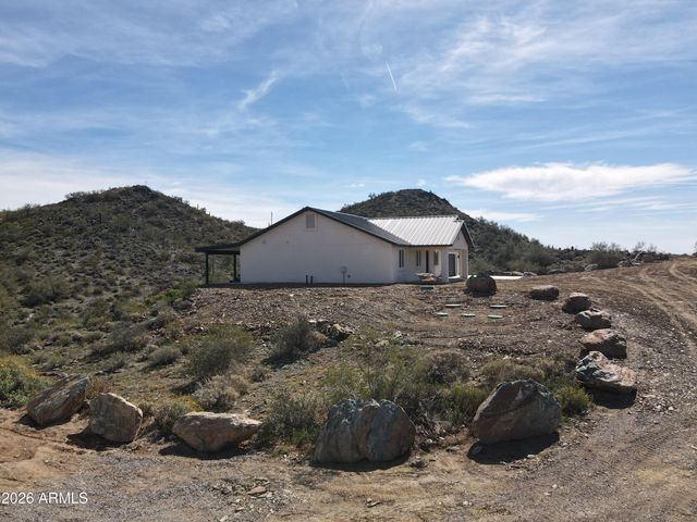 46210 N 36TH Avenue, New River, AZ 85087