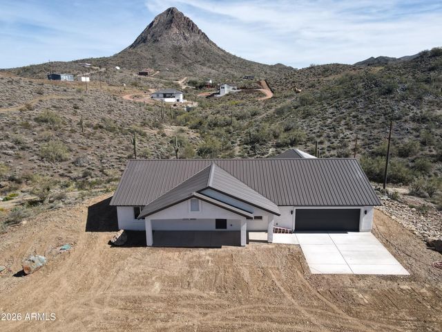 46210 N 36TH Avenue, New River, AZ 85087