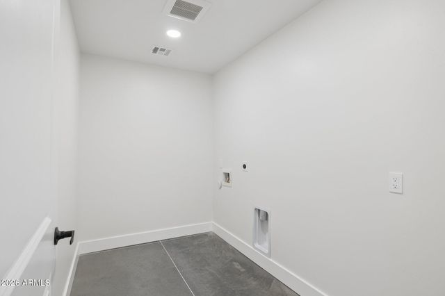 46210 N 36TH Avenue, New River, AZ 85087