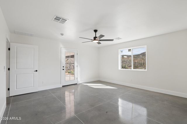 46210 N 36TH Avenue, New River, AZ 85087