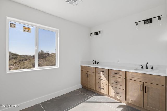 46210 N 36TH Avenue, New River, AZ 85087