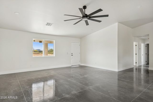 46210 N 36TH Avenue, New River, AZ 85087