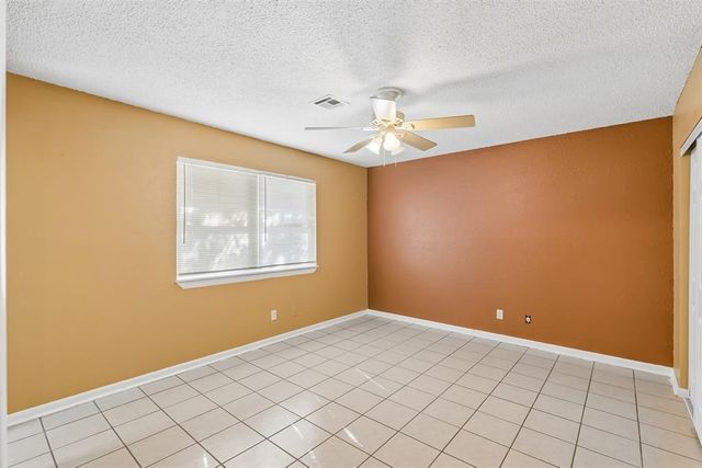 1616 E Shady Creek Drive, Guthrie, OK 73044