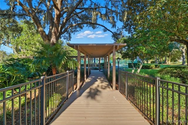 1690 N Foxboro Loop, Crystal River, FL 34429