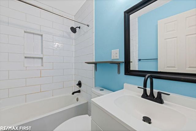 26115 Barrington Street, Madison Heights, MI 48071