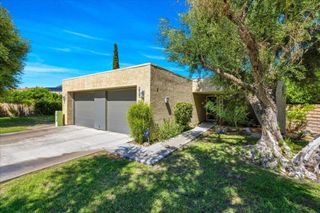 2920 Sunflower Circle W, Palm Springs, CA 92262