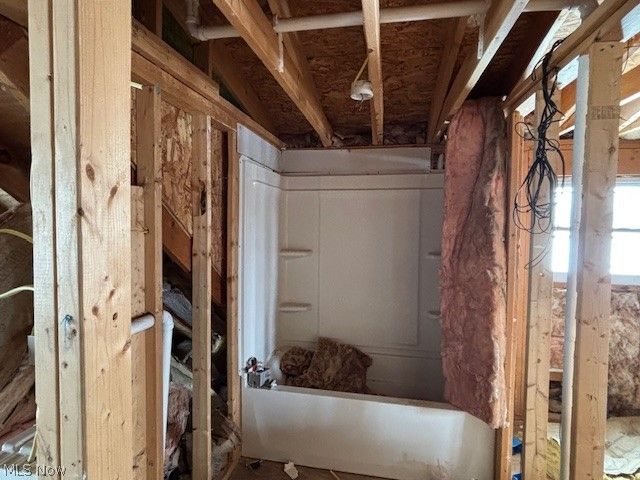 16310 Madison Road, Middlefield, OH 44062