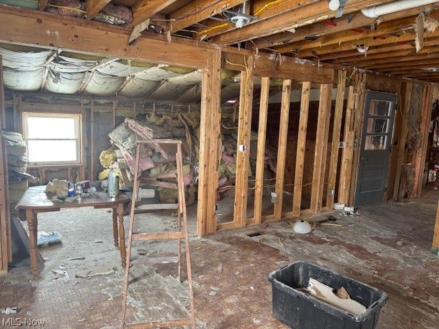 16310 Madison Road, Middlefield, OH 44062