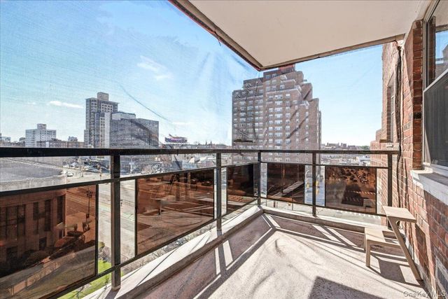 70-20 108 Street 6K, Forest Hills, NY 11375