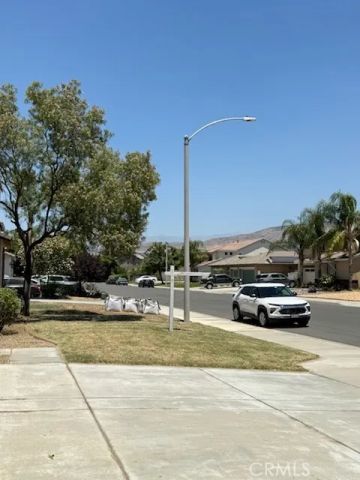 206 Garcia, San Jacinto, CA 92582