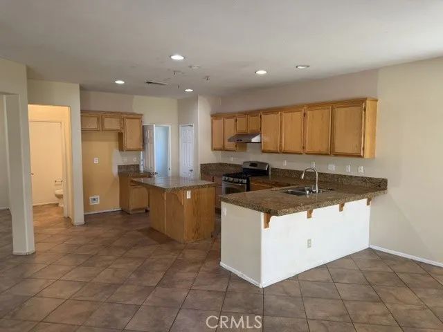 206 Garcia, San Jacinto, CA 92582