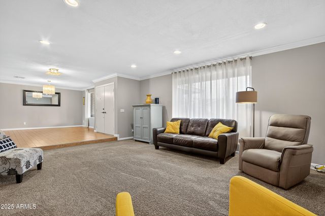 5047 E MESQUITE WOOD Court, Phoenix, AZ 85044