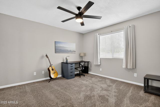 5047 E MESQUITE WOOD Court, Phoenix, AZ 85044