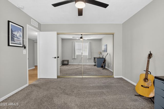 5047 E MESQUITE WOOD Court, Phoenix, AZ 85044