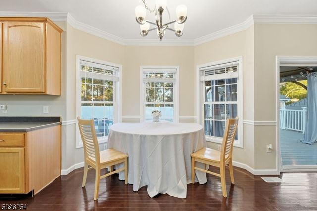 110 Kettle Creek Rd, Toms River Township, NJ 08753