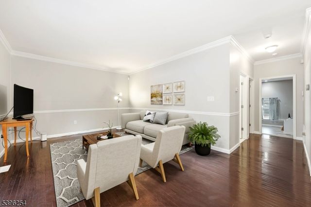 110 Kettle Creek Rd, Toms River Township, NJ 08753