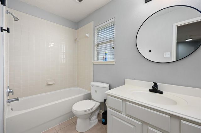 5903 Shadow Creek Court, Baytown, TX 77523