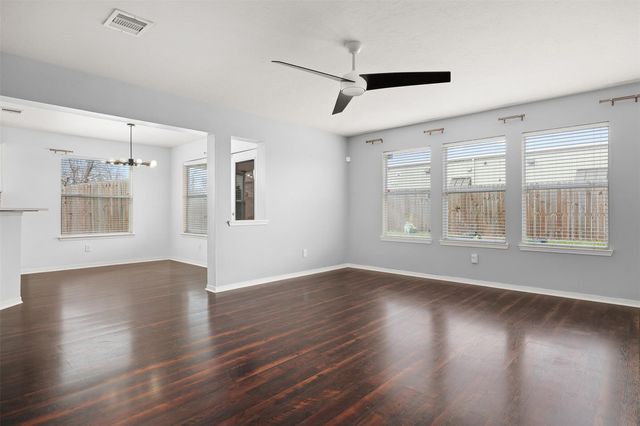 5903 Shadow Creek Court, Baytown, TX 77523