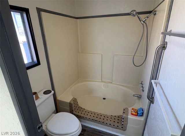 250 Bonnie Claire Court, Pahrump, NV 89048