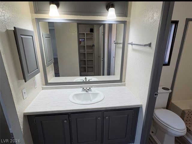 250 Bonnie Claire Court, Pahrump, NV 89048