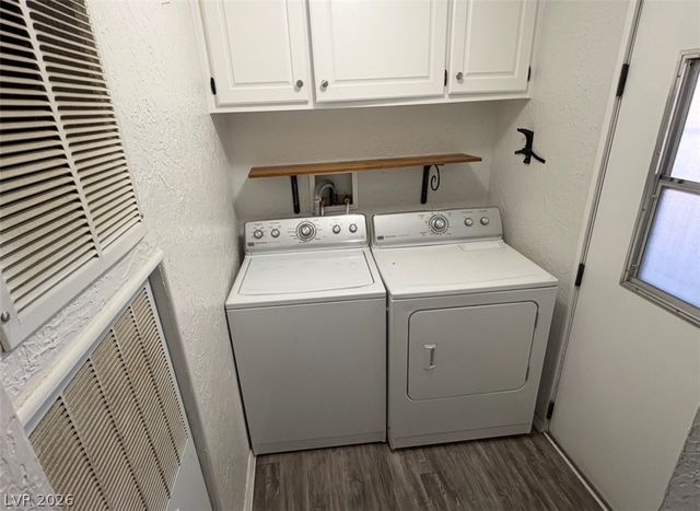 250 Bonnie Claire Court, Pahrump, NV 89048