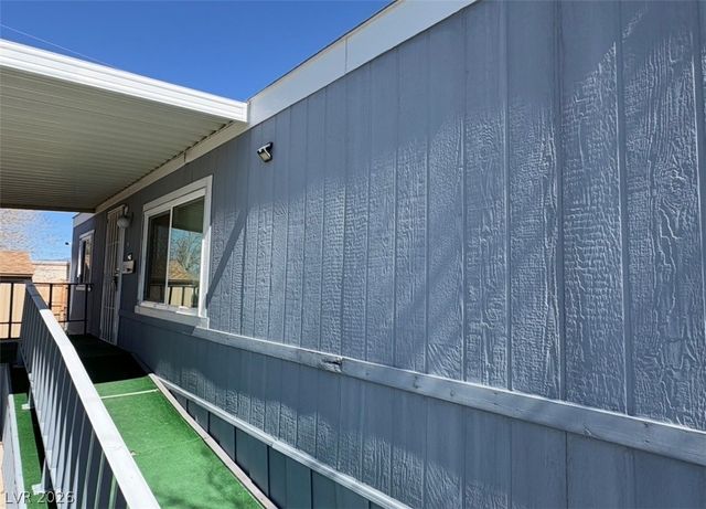 250 Bonnie Claire Court, Pahrump, NV 89048