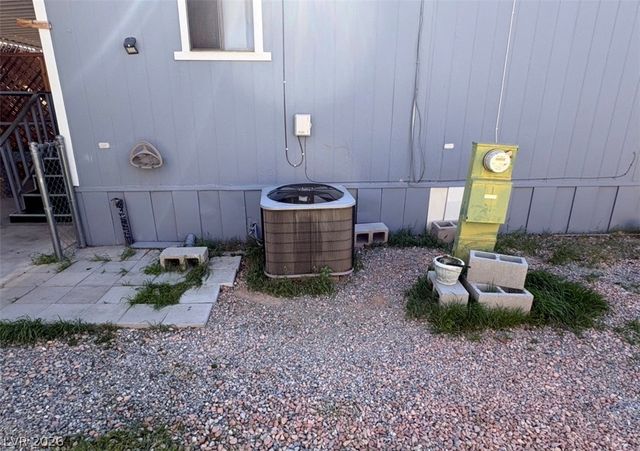 250 Bonnie Claire Court, Pahrump, NV 89048