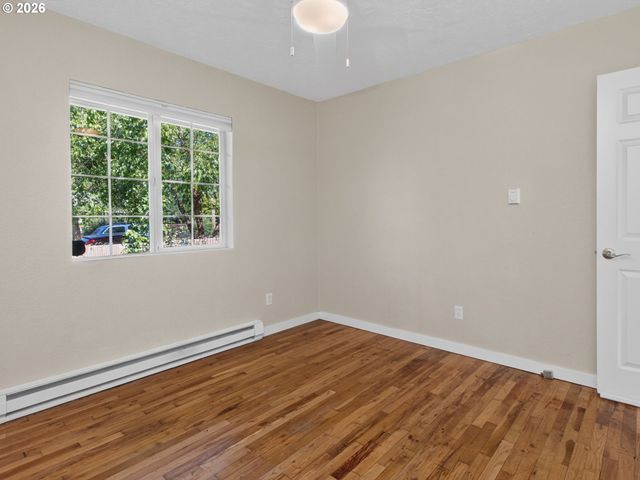 7444 Se 84TH Ave, Portland, OR 97266