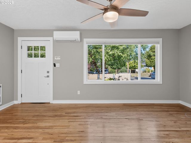 7444 Se 84TH Ave, Portland, OR 97266