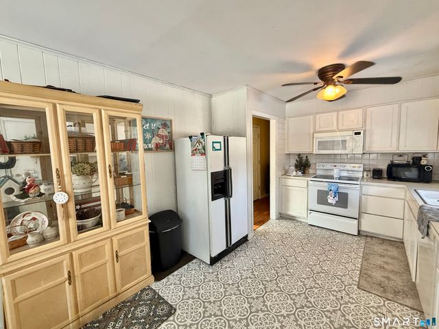 106 Botsford Road, Seymour, CT 06483