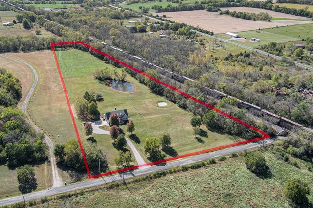 1205 E 203rd Street, Belton, MO 64012