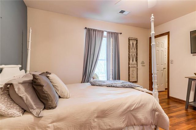 1205 E 203rd Street, Belton, MO 64012