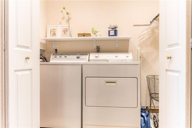 1205 E 203rd Street, Belton, MO 64012