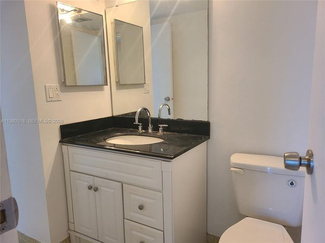 20335 W Country Club Drive 705, Aventura, FL 33180