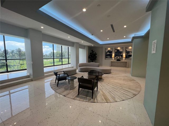 20335 W Country Club Drive 705, Aventura, FL 33180