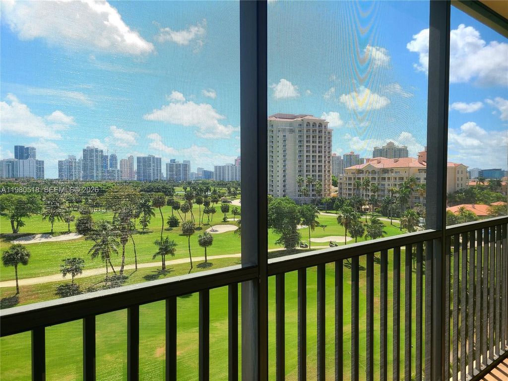 20335 W Country Club Drive 705, Aventura, FL 33180
