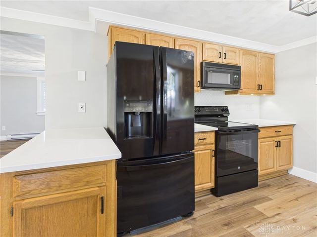 8 Parkdale Drive, Arcanum, OH 45304