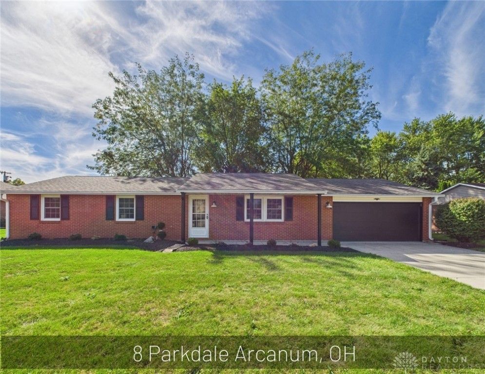 8 Parkdale Drive, Arcanum, OH 45304
