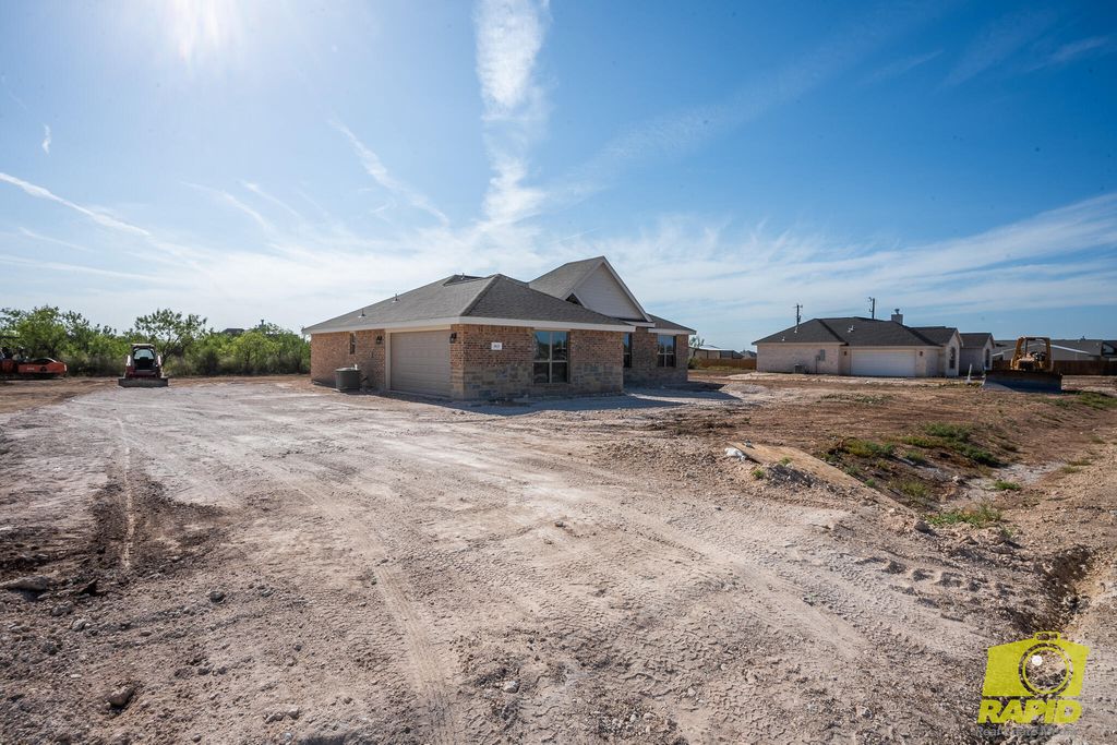 Image 14 of property listing at 3623 Wildebeest Way, San Angelo, TX 76901