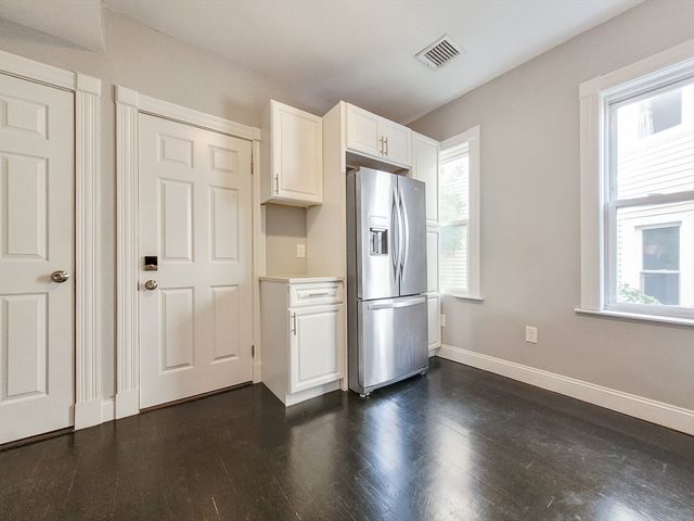 40 Fenton 2, Boston, MA 02122