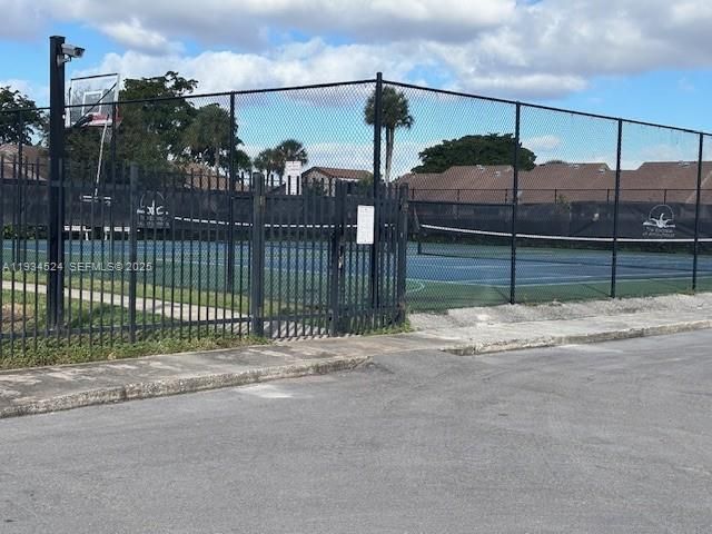 2066 SW 82nd Ave 2066, Davie, FL 33324