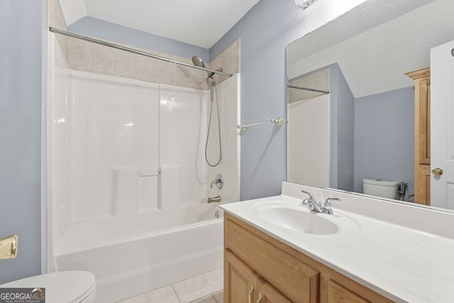 110 Lyndhurst Way, Sharpsburg, GA 30277