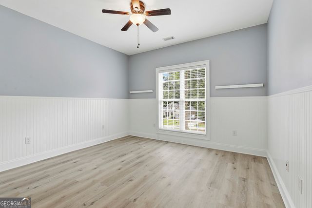 110 Lyndhurst Way, Sharpsburg, GA 30277