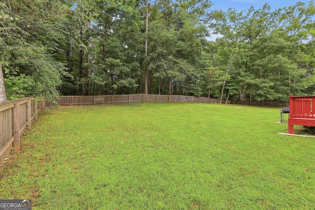 110 Lyndhurst Way, Sharpsburg, GA 30277