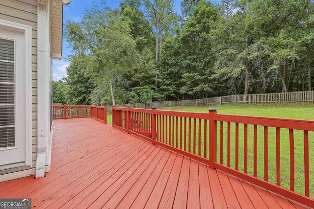 110 Lyndhurst Way, Sharpsburg, GA 30277